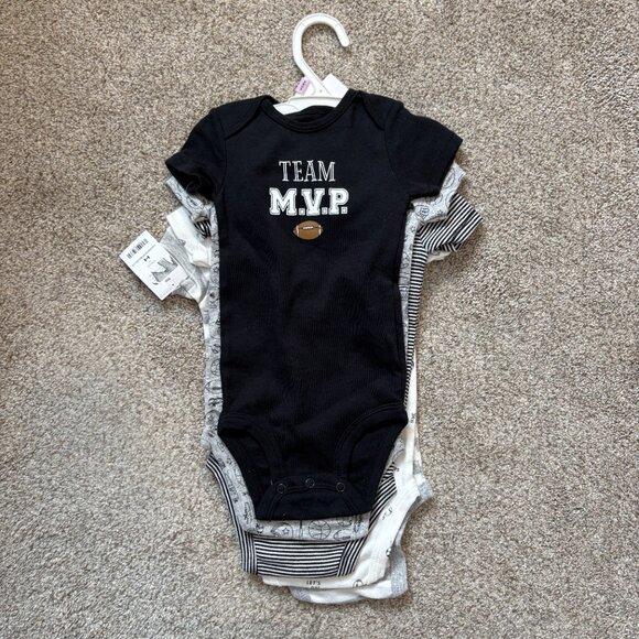 CARTERS baby boy set of 5 bodysuits 9months  NEW Football Sporty NFL - Picture 4 of 4